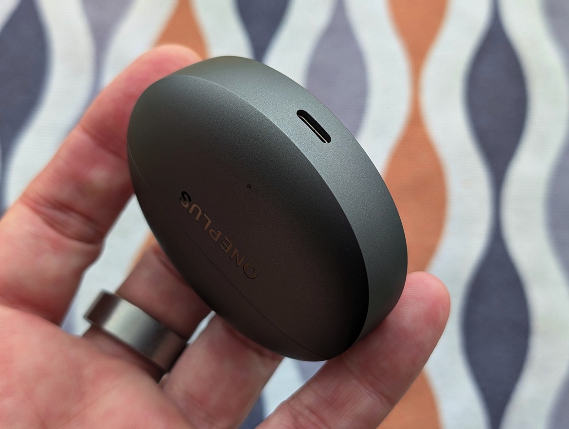 OnePlus Buds 4 Review: Mid-Range Wireless Earbuds That Rock