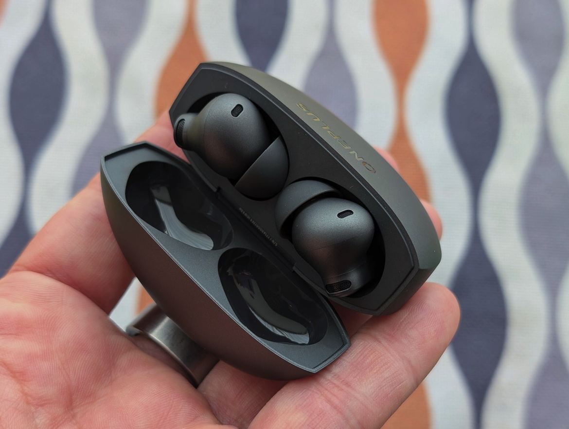 OnePlus Buds 4 Review: Mid-Range Wireless Earbuds That Rock