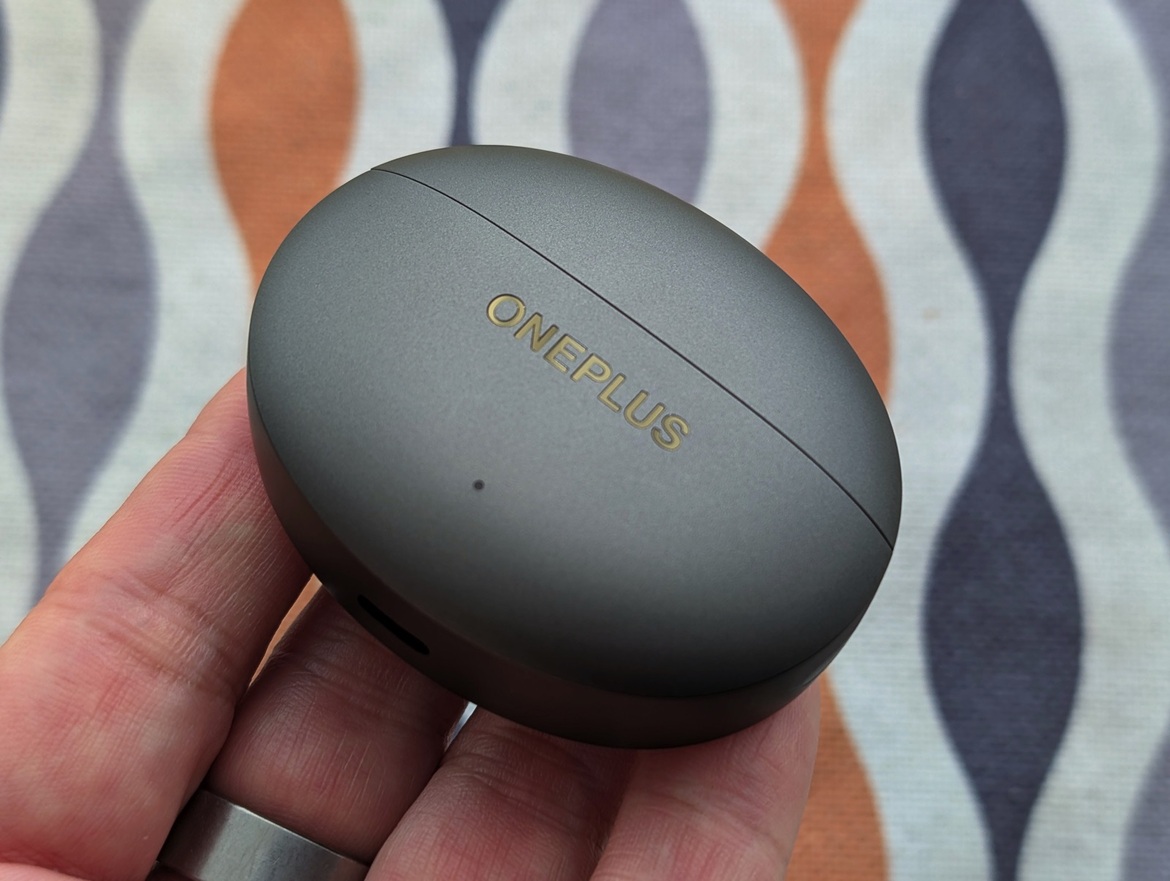 OnePlus Buds 4 Review: Mid-Range Wireless Earbuds That Rock