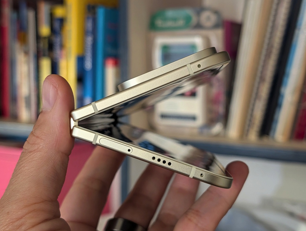 Google Pixel 10 Pro Fold Review: Familiar Feel, Smarter Execution