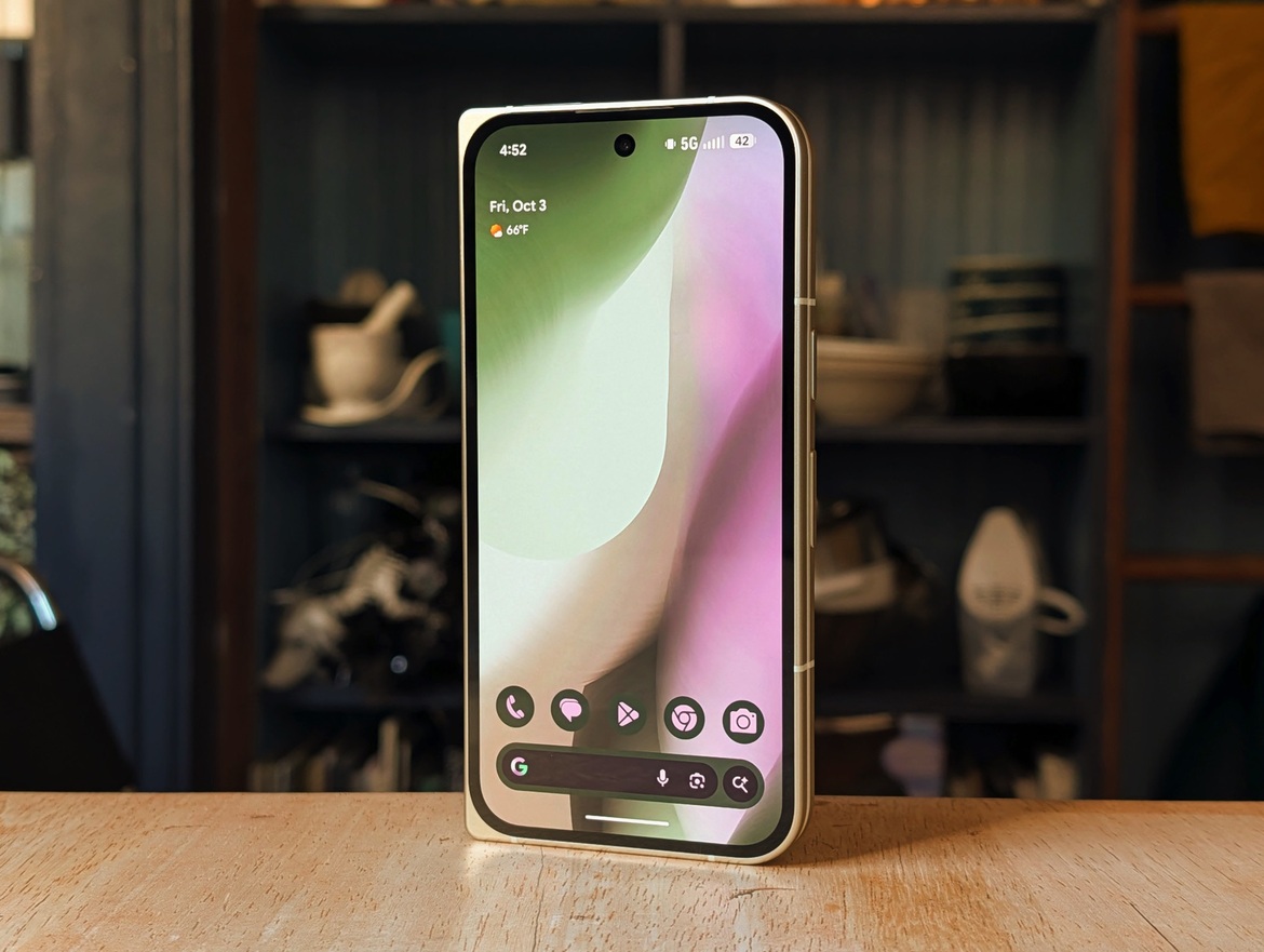 Google Pixel 10 Pro Fold Review: Familiar Feel, Smarter Execution