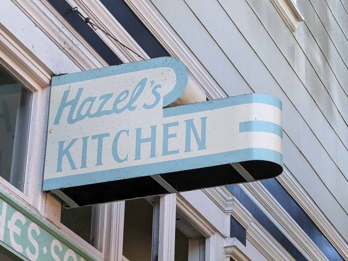 Google Pixel 10 Pro Fold Review: Familiar Feel, Smarter Execution