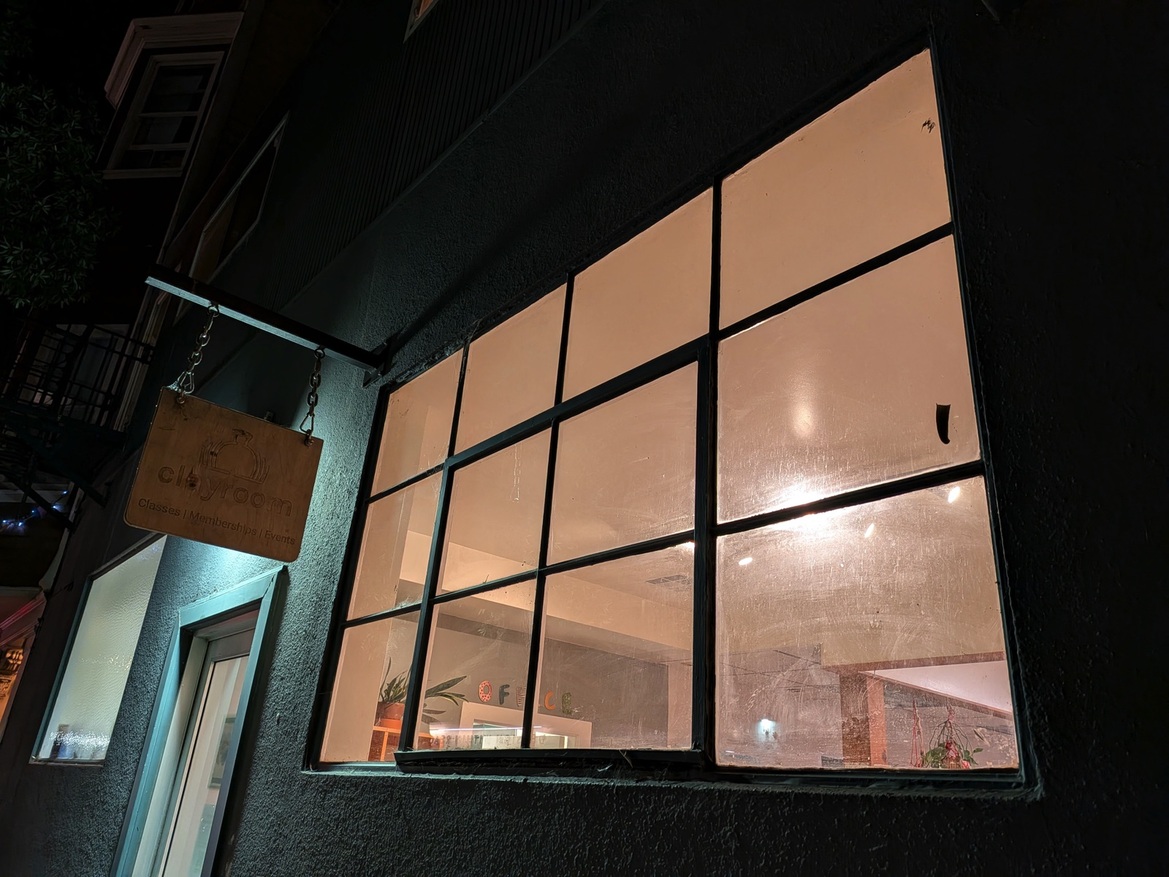 Google Pixel 10 Pro Fold Review: Familiar Feel, Smarter Execution