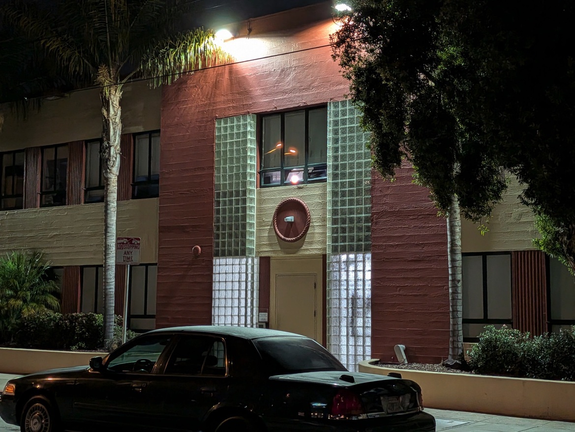 Google Pixel 10 Pro Fold Review: Familiar Feel, Smarter Execution