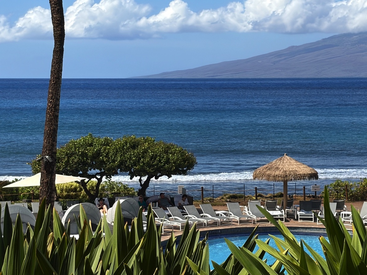 iPhone Air Review: Apple’s Slimmest iPhone Is A Design Triumph With Tradeoffs