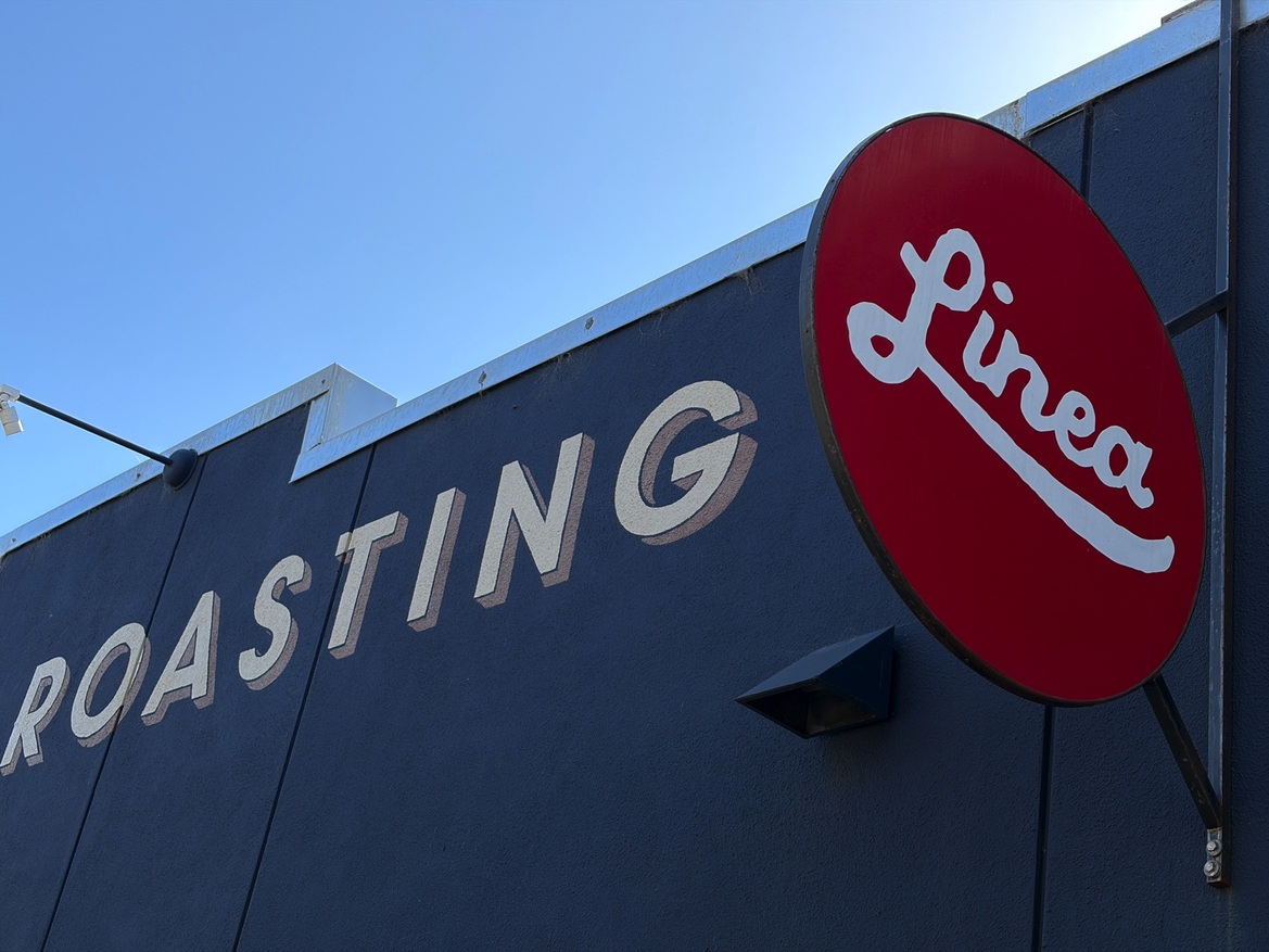 iPhone Air Review: Apple’s Slimmest iPhone Is A Design Triumph With Tradeoffs