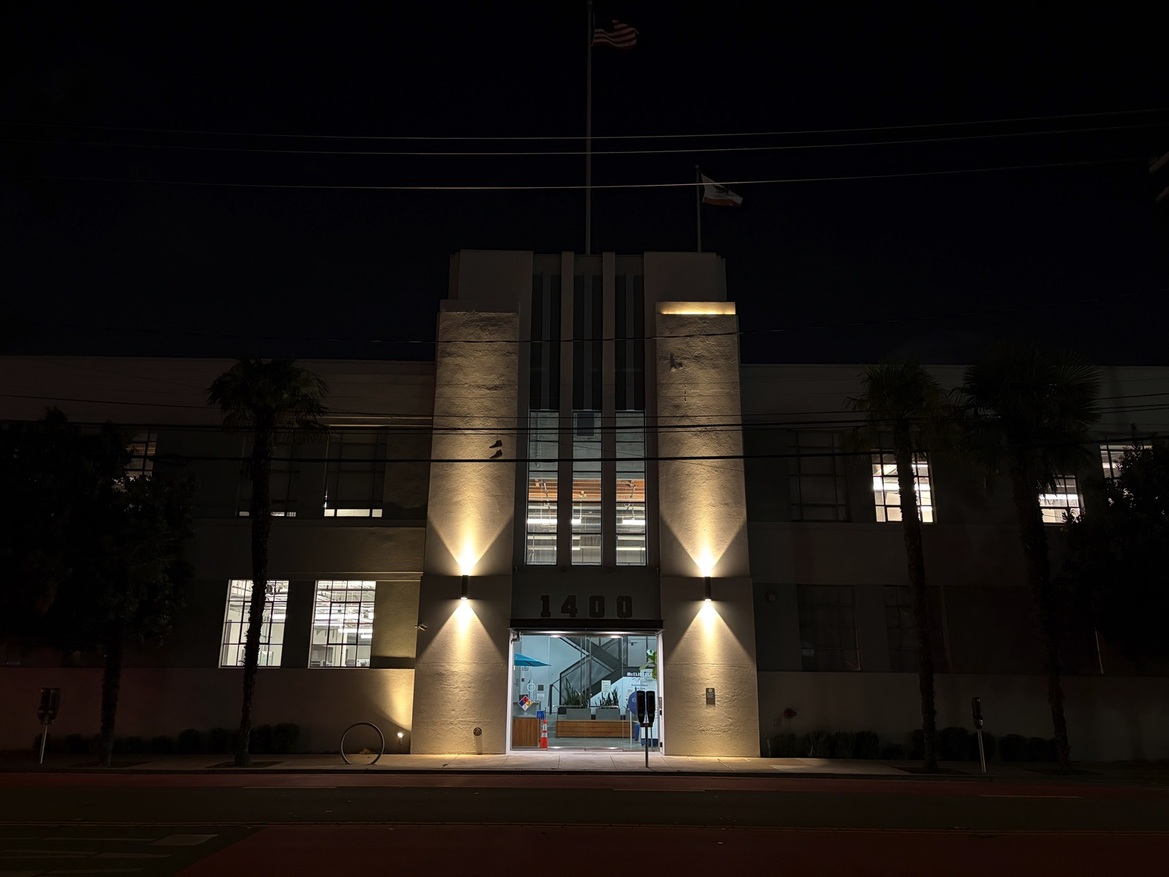 iPhone Air Review: Apple’s Slimmest iPhone Is A Design Triumph With Tradeoffs