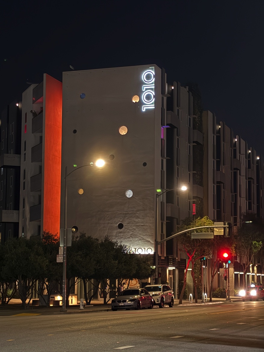 iPhone Air Review: Apple’s Slimmest iPhone Is A Design Triumph With Tradeoffs