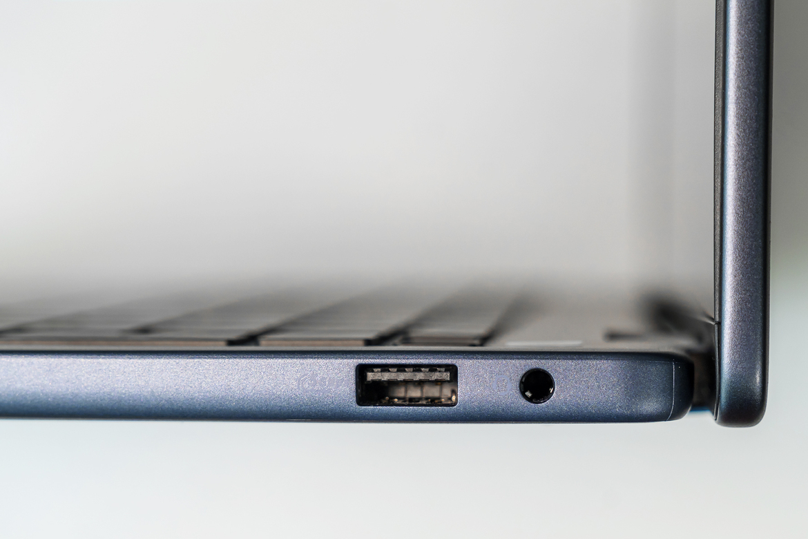 Dell 16 Plus 2-in-1 Review: Mini-LED In A Big Convertible Laptop