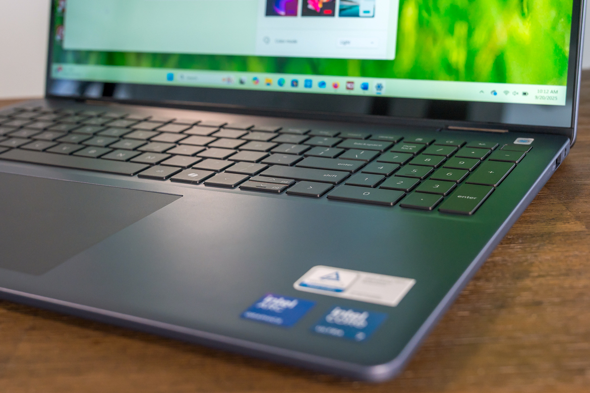 Dell 16 Plus 2-in-1 Review: Mini-LED In A Big Convertible Laptop