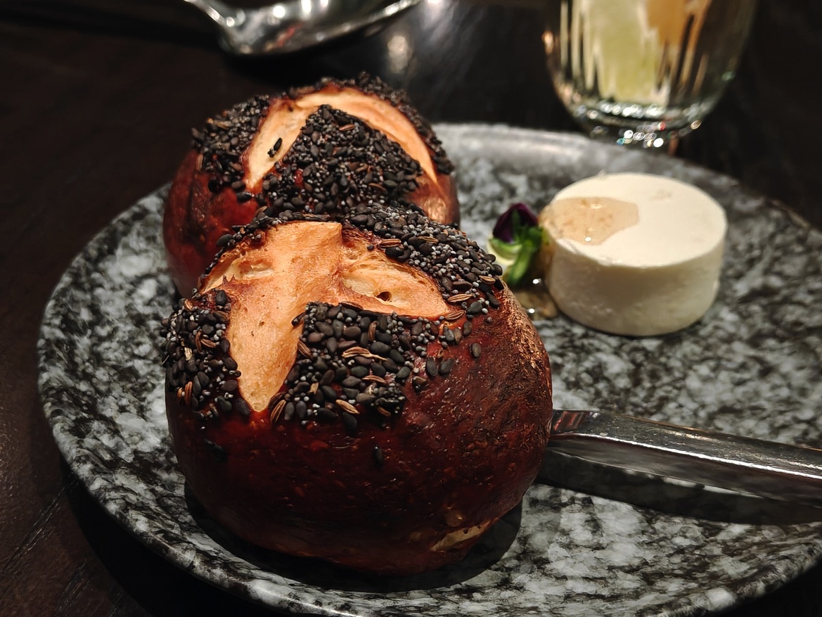 OnePlus 15 Review: Has The Flagship Killer Finally Settled?