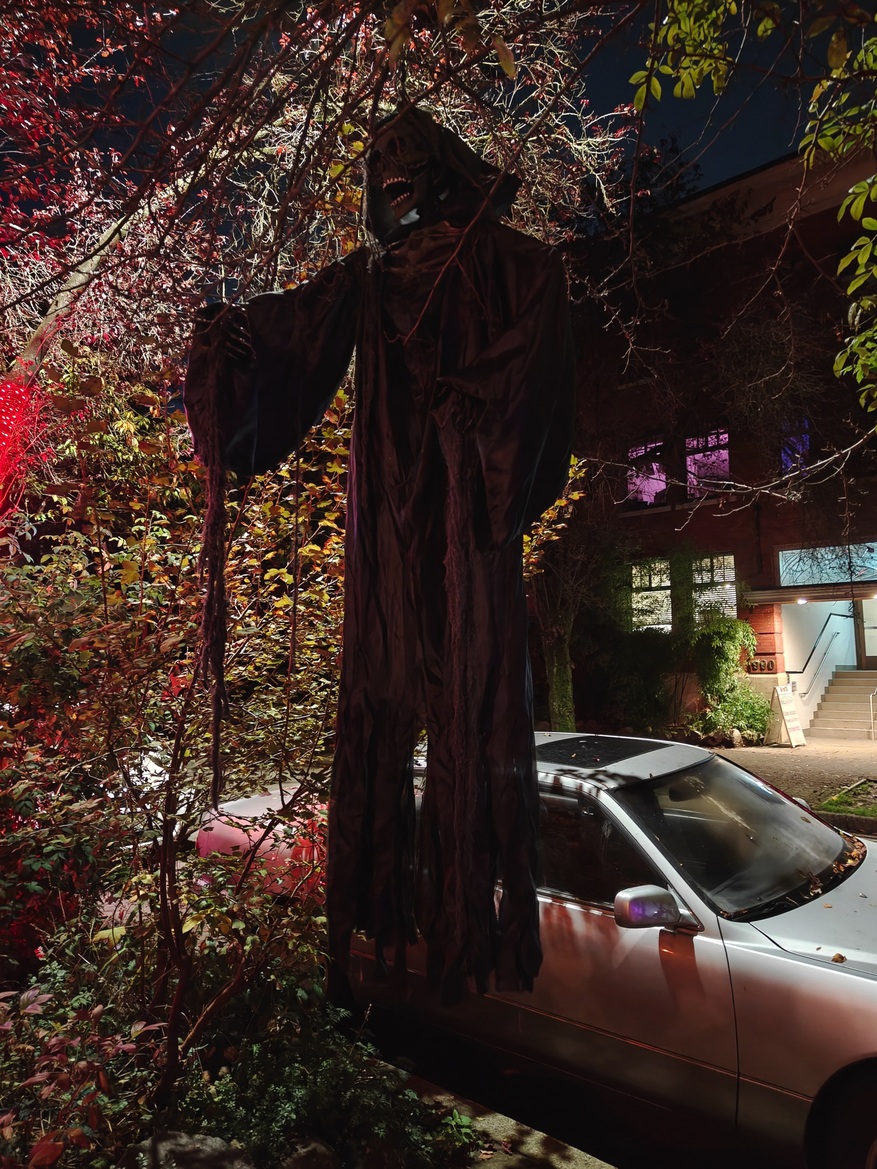 OnePlus 15 Review: Has The Flagship Killer Finally Settled?