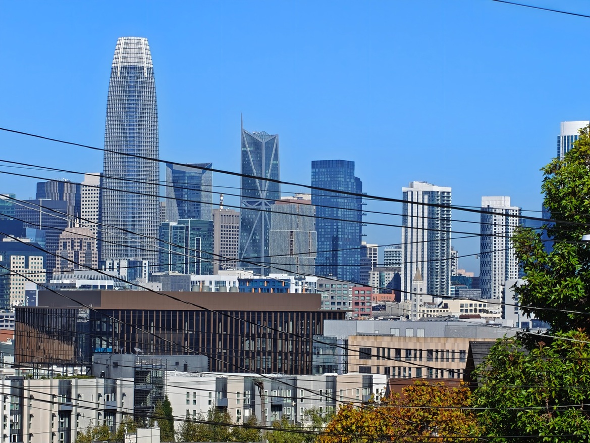 OnePlus 15 Review: Has The Flagship Killer Finally Settled?