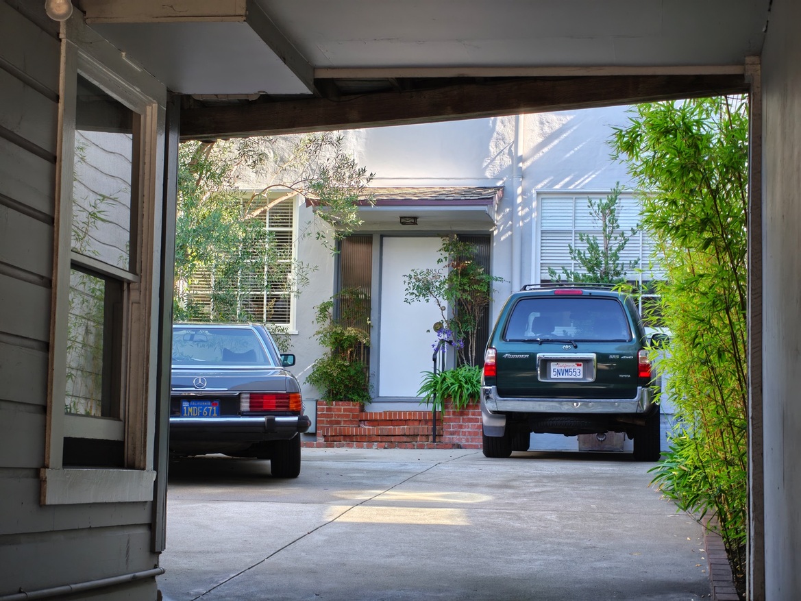 OnePlus 15 Review: Has The Flagship Killer Finally Settled?