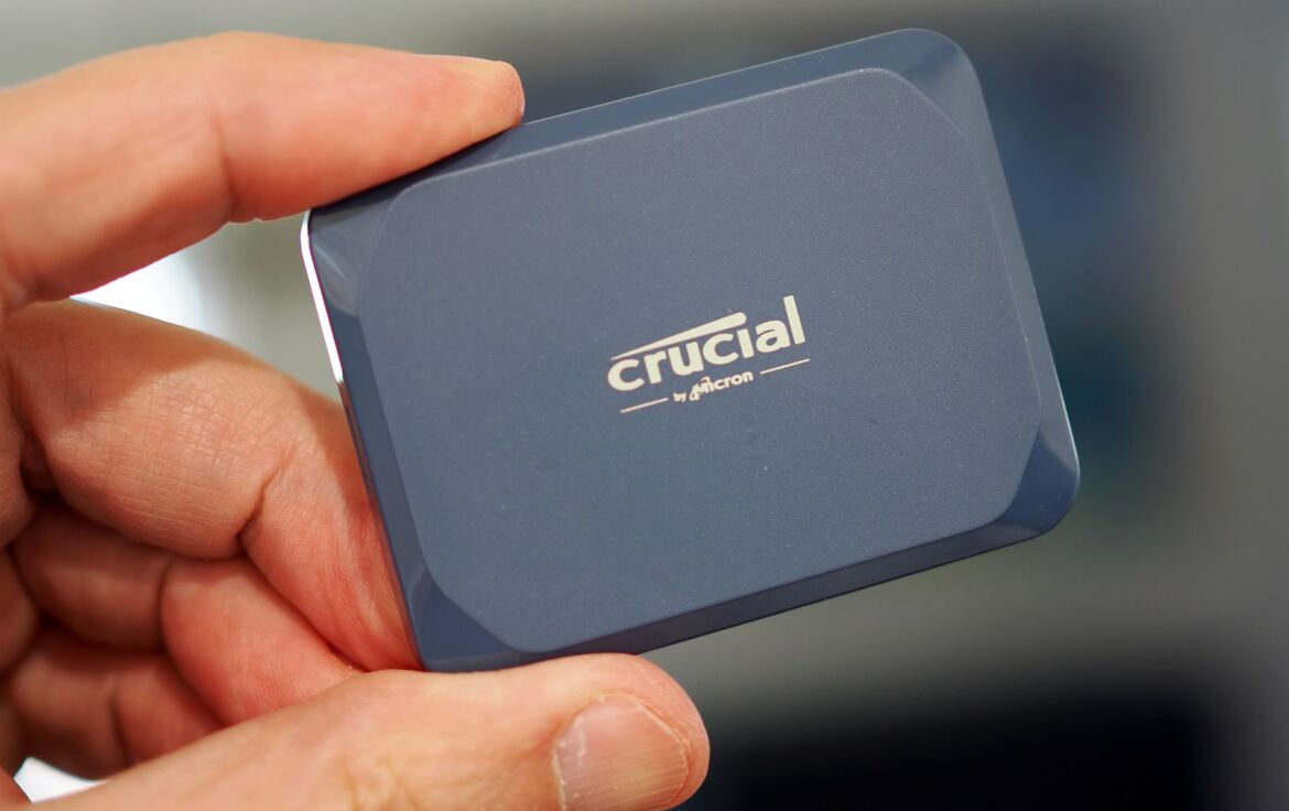 Crucial X10 SSD Review: Fast, Rugged, Pocket-Sized Storage