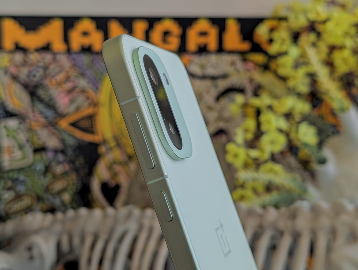 OnePlus 15R Review: Affordable Upper-Midrange Phone With Big Battery Life