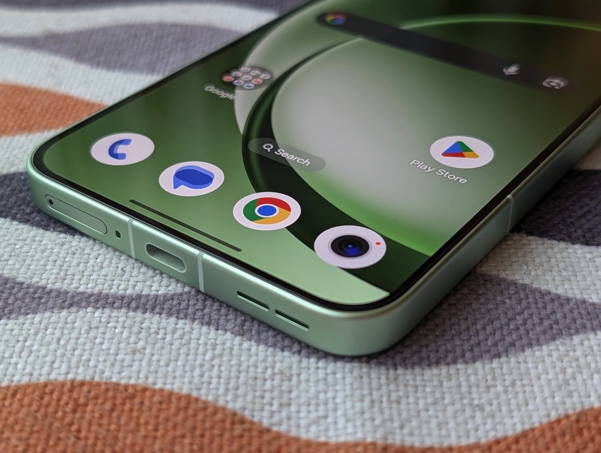 OnePlus 15R Review: Affordable Upper-Midrange Phone With Big Battery Life