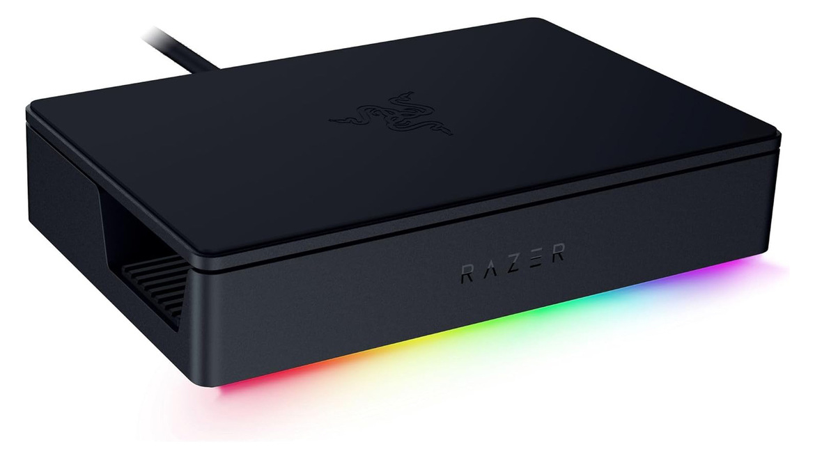 Razer Handheld Dock Chroma Review: Universal Gaming Dock With Classy RGB