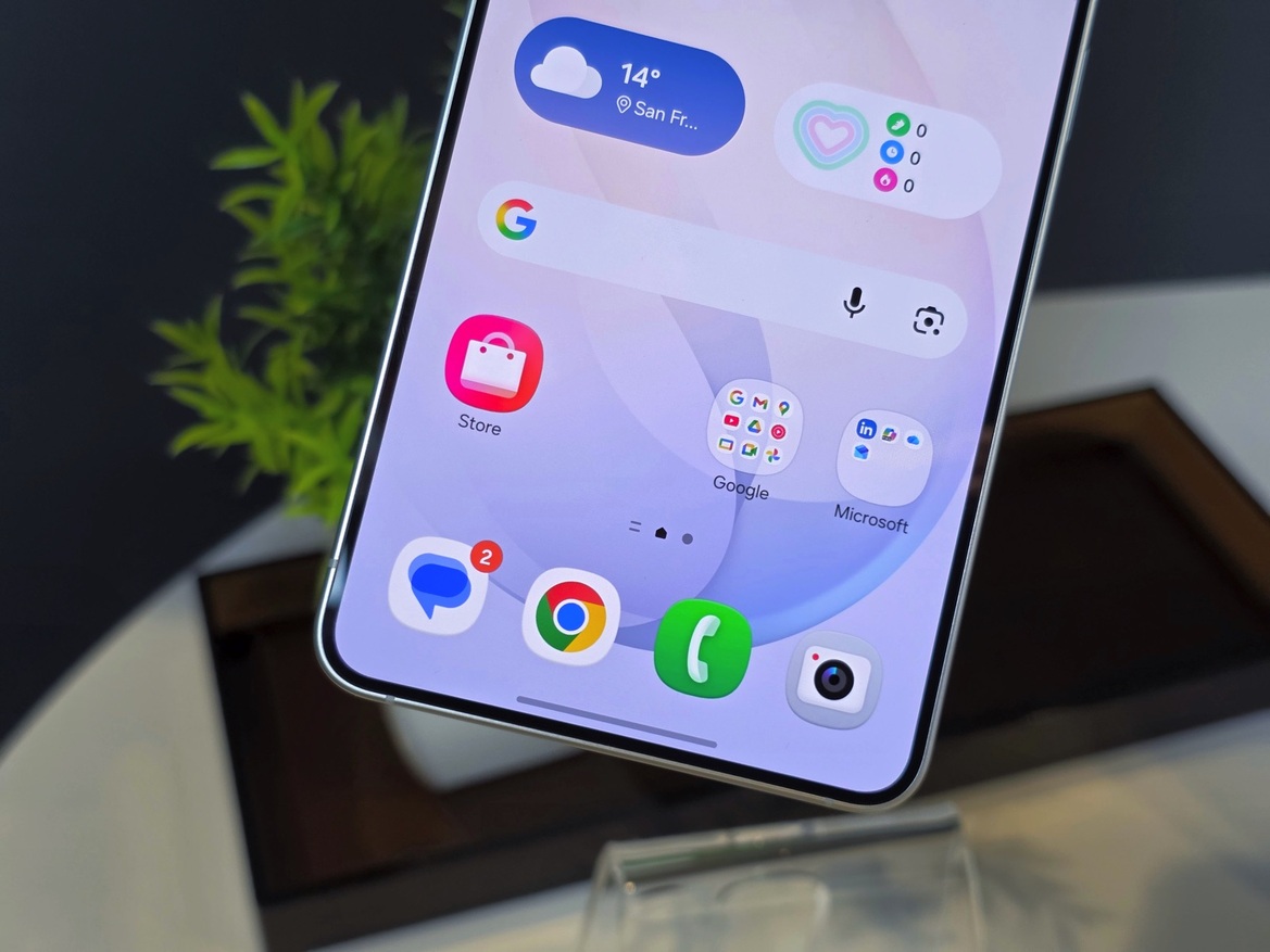 Samsung Galaxy S26 Series Hands-On With Buds 4 Live At Unpacked 2026