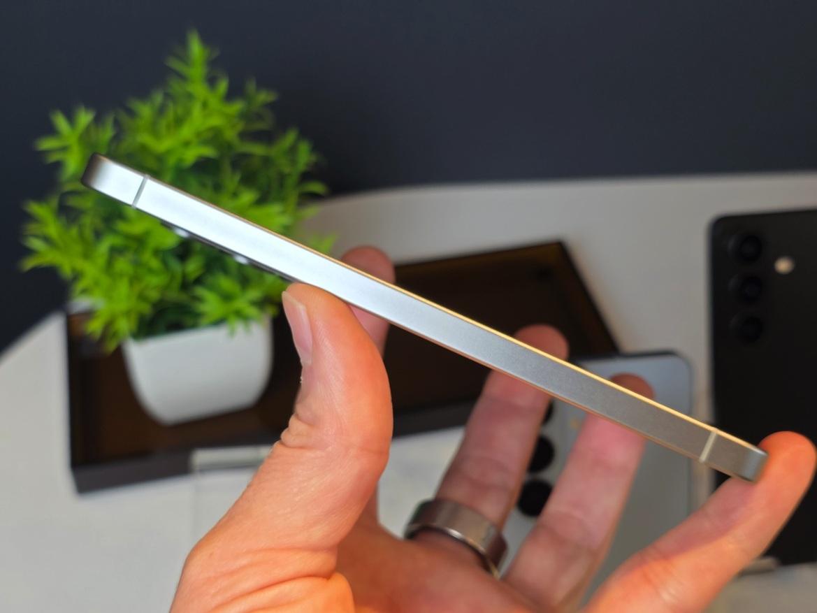 Samsung Galaxy S26 Series Hands-On With Buds 4 Live At Unpacked 2026