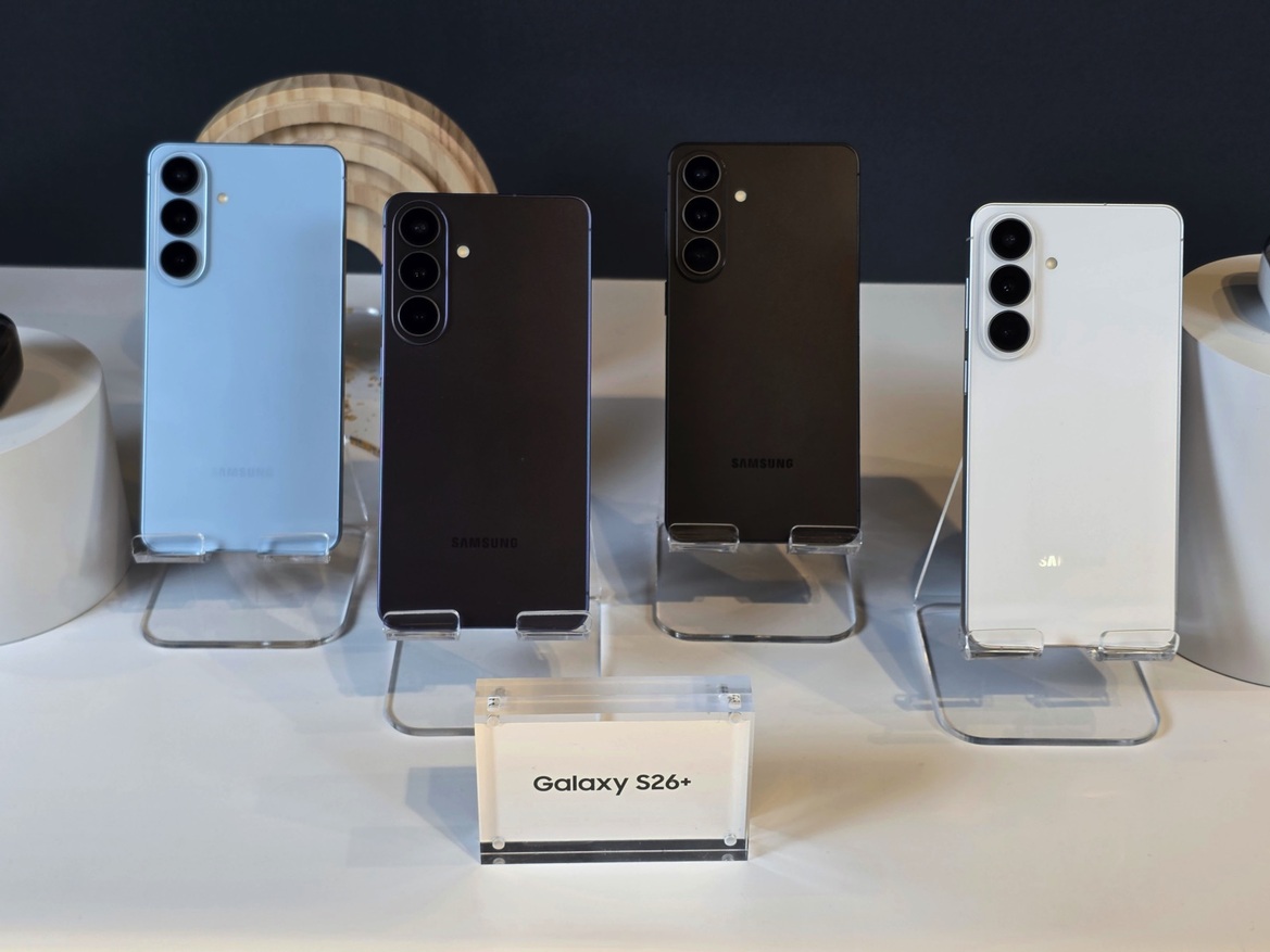 Samsung Galaxy S26 Series Hands-On With Buds 4 Live At Unpacked 2026