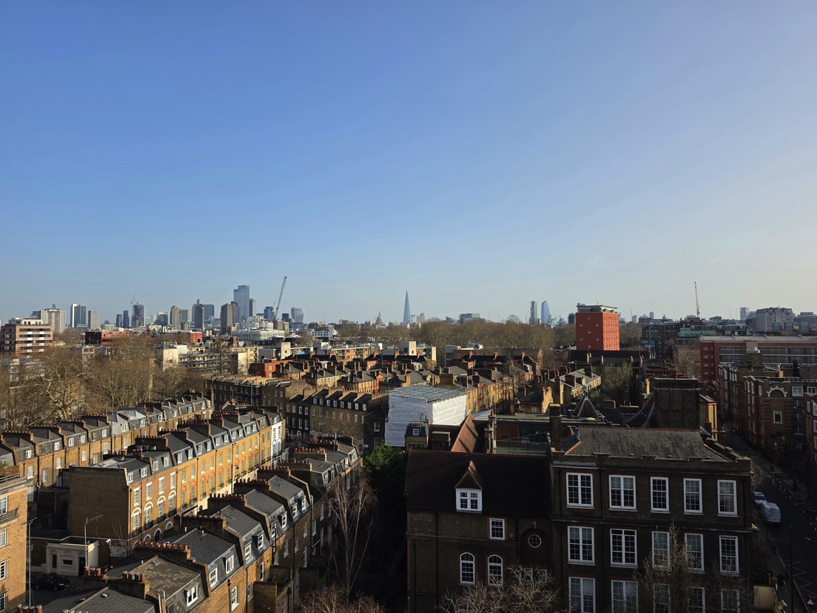 Samsung Galaxy S26 Ultra Review: Powerful, Familiar Flagship