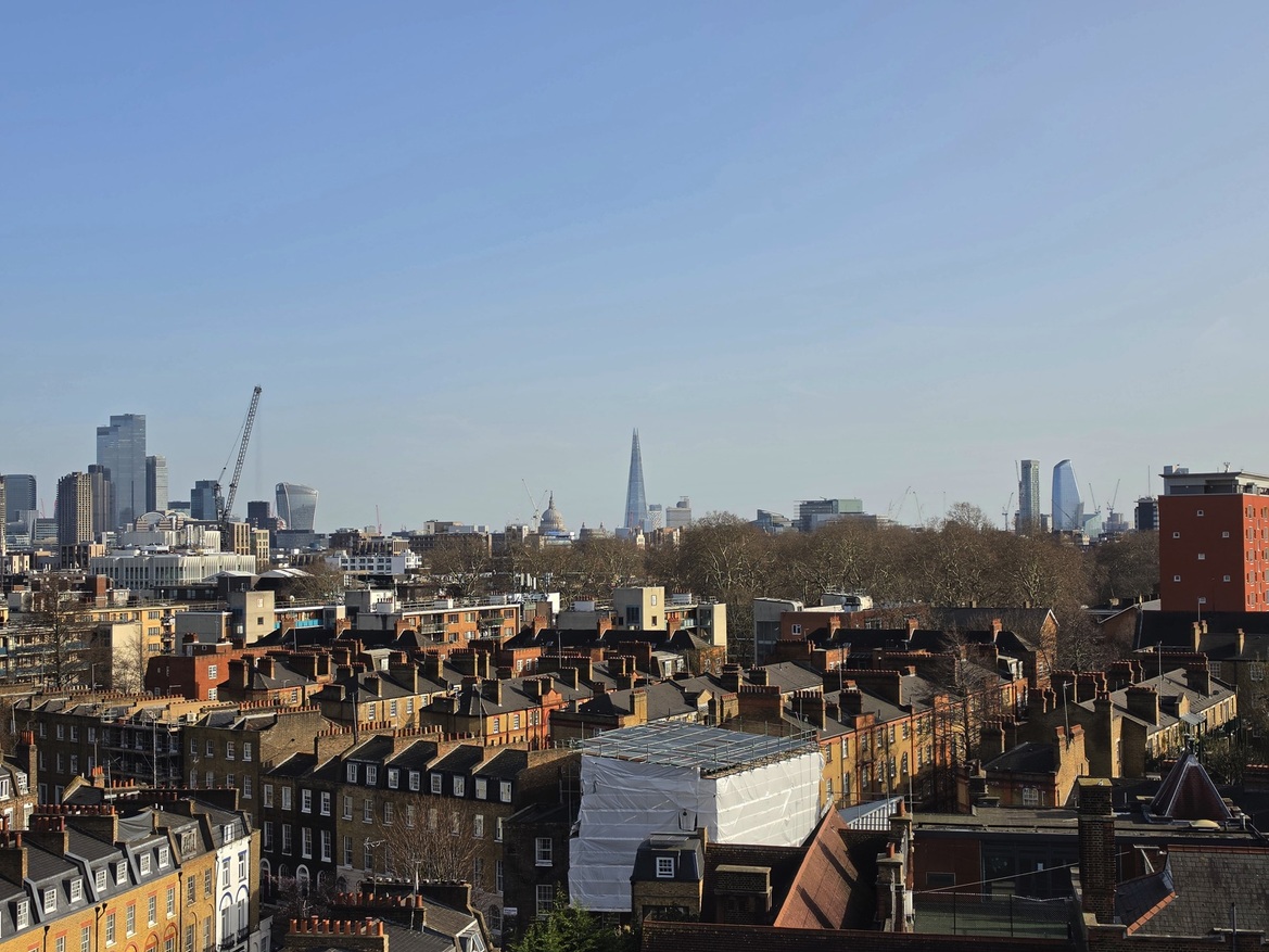 Samsung Galaxy S26 Ultra Review: Powerful, Familiar Flagship