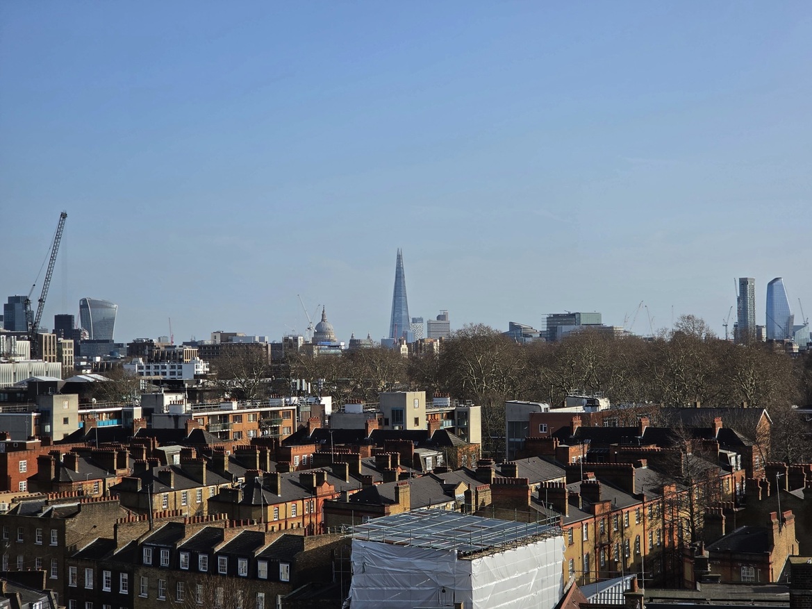 Samsung Galaxy S26 Ultra Review: Powerful, Familiar Flagship