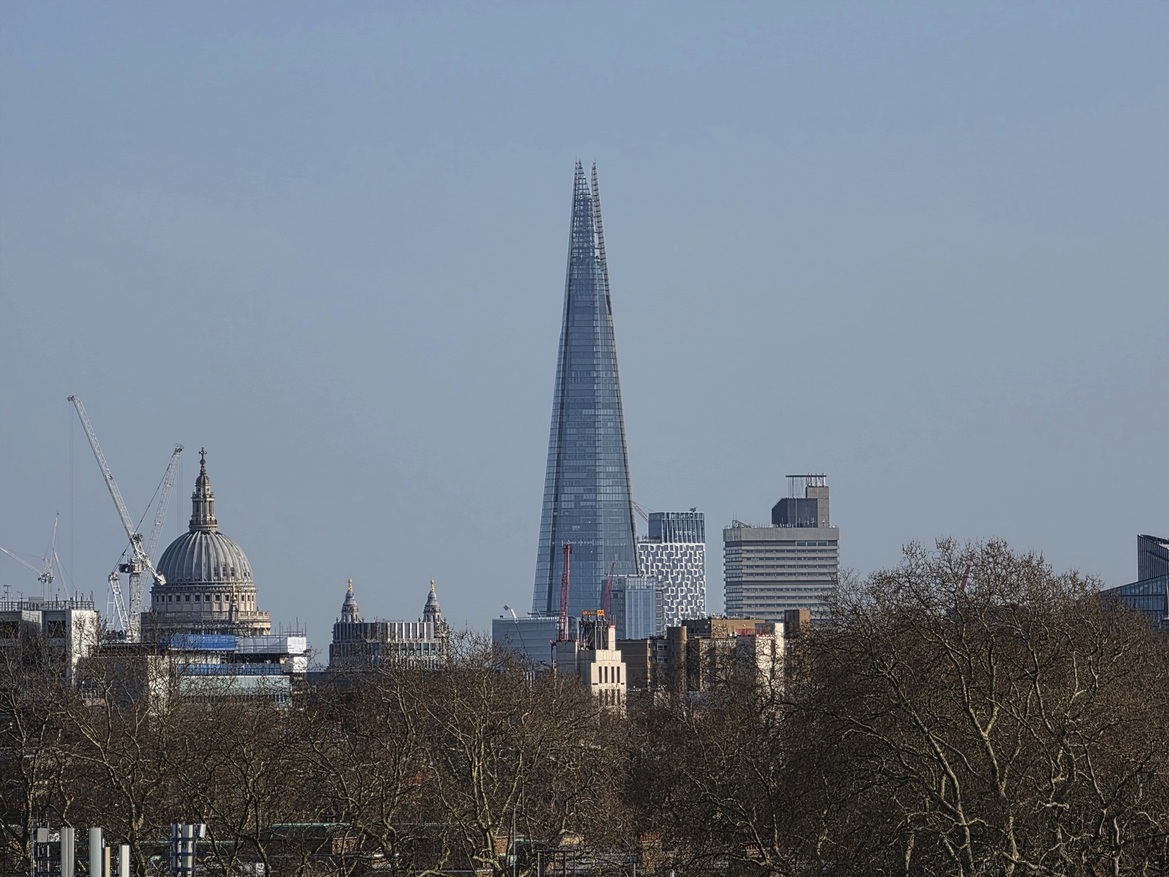 Samsung Galaxy S26 Ultra Review: Powerful, Familiar Flagship