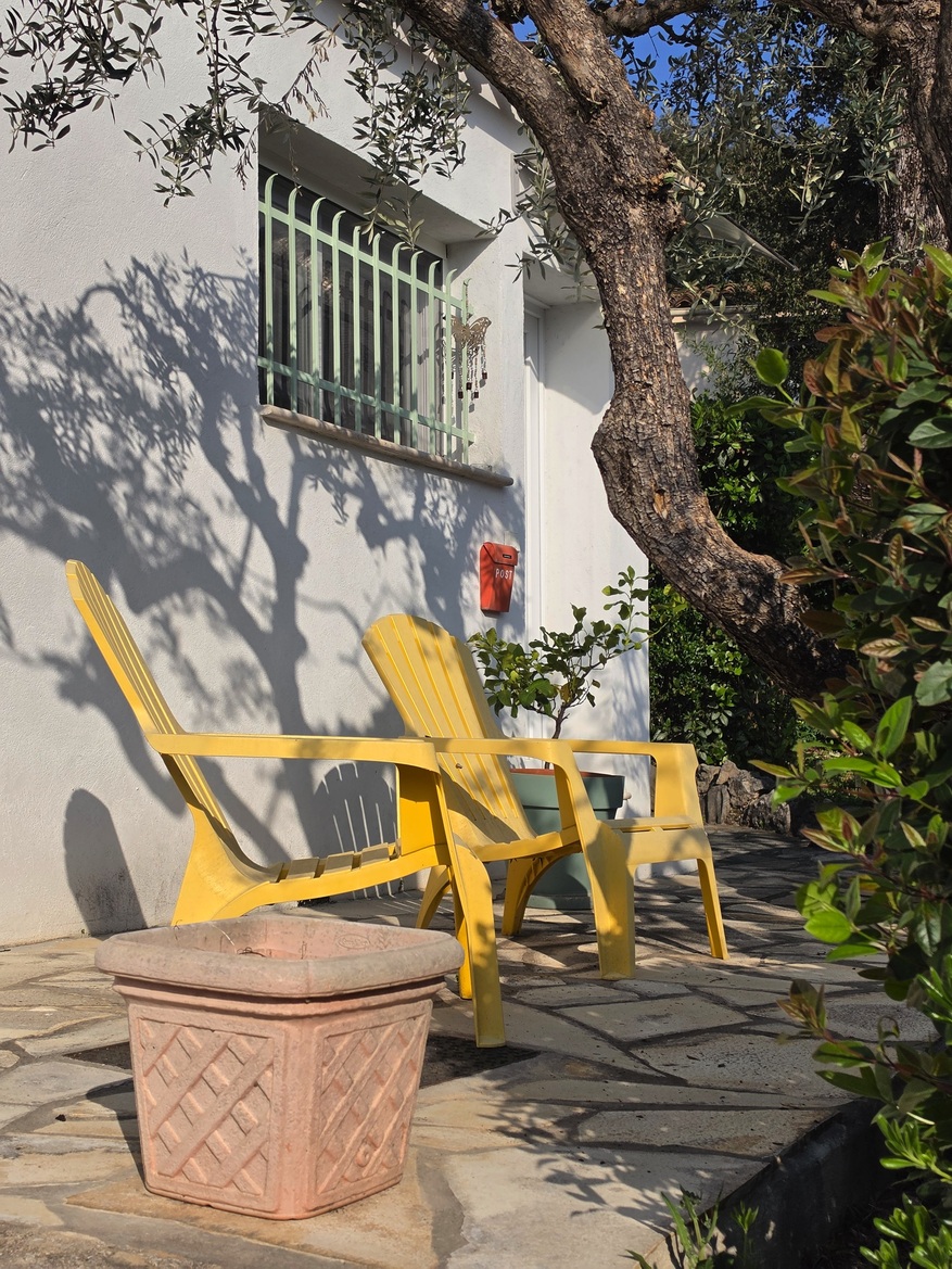 Samsung Galaxy S26 Ultra Review: Powerful, Familiar Flagship