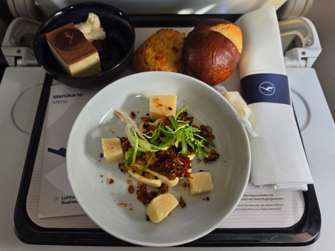 Samsung Galaxy S26 Ultra Review: Powerful, Familiar Flagship