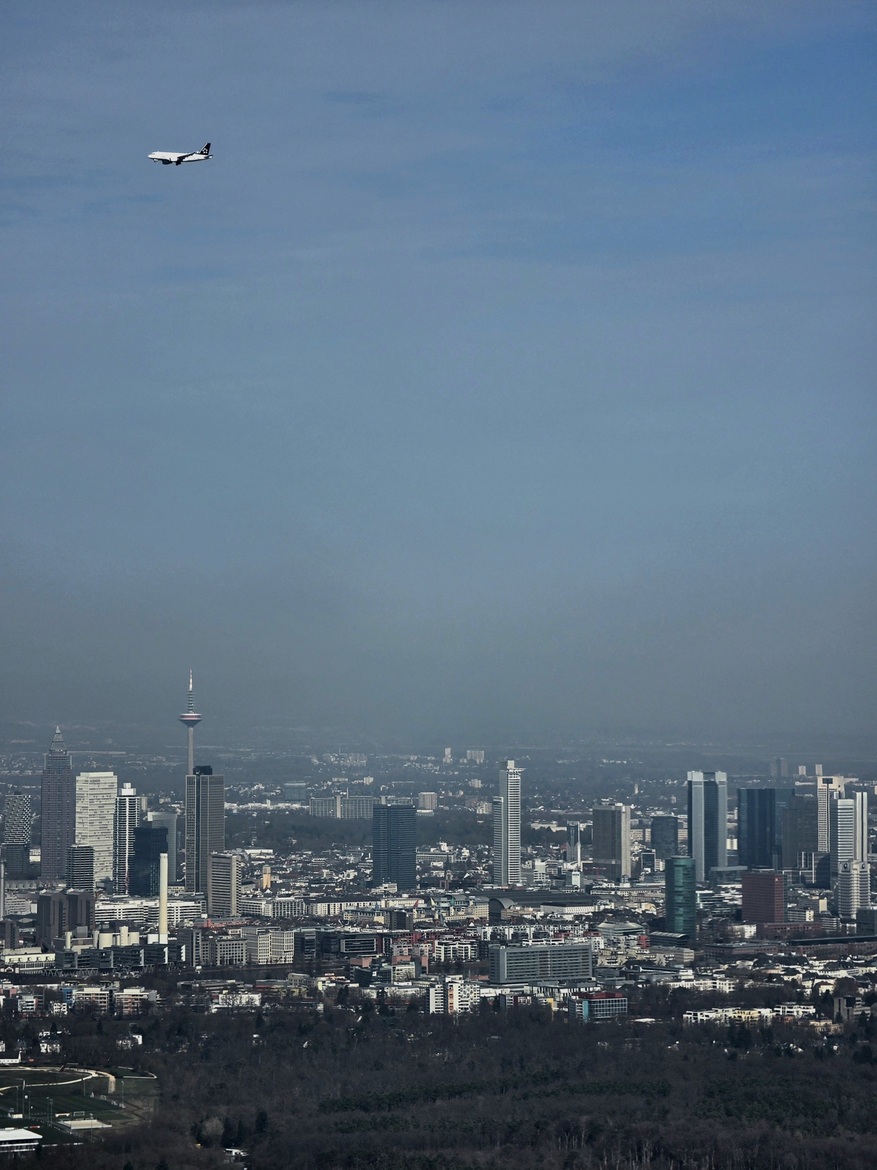 Samsung Galaxy S26 Ultra Review: Powerful, Familiar Flagship