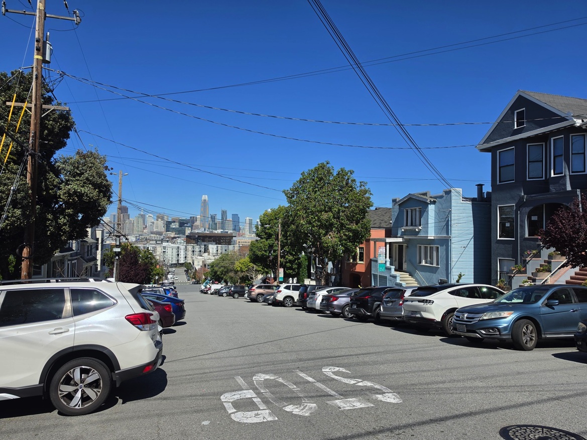 Samsung Galaxy S26 Ultra Review: Powerful, Familiar Flagship