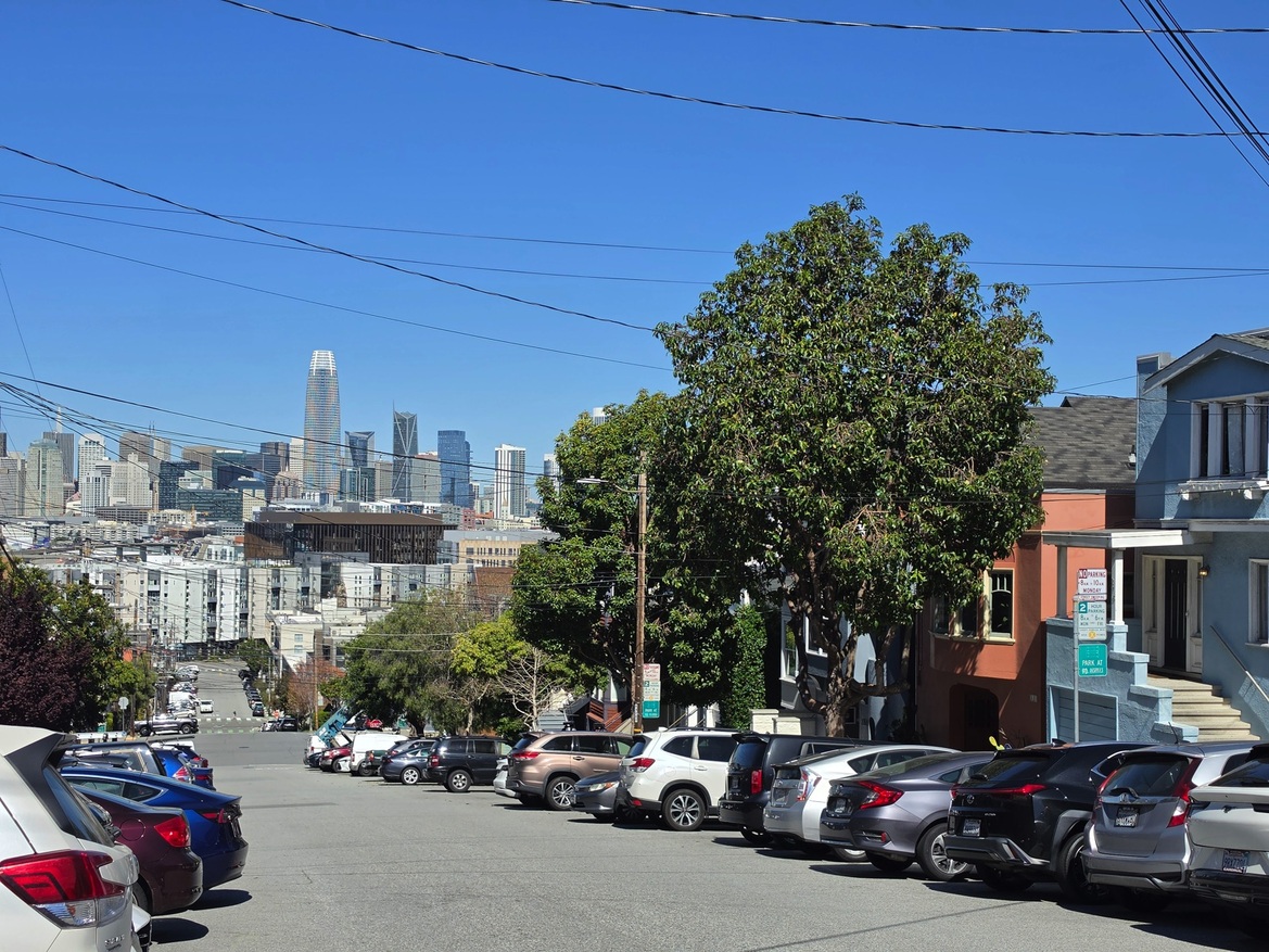 Samsung Galaxy S26 Ultra Review: Powerful, Familiar Flagship