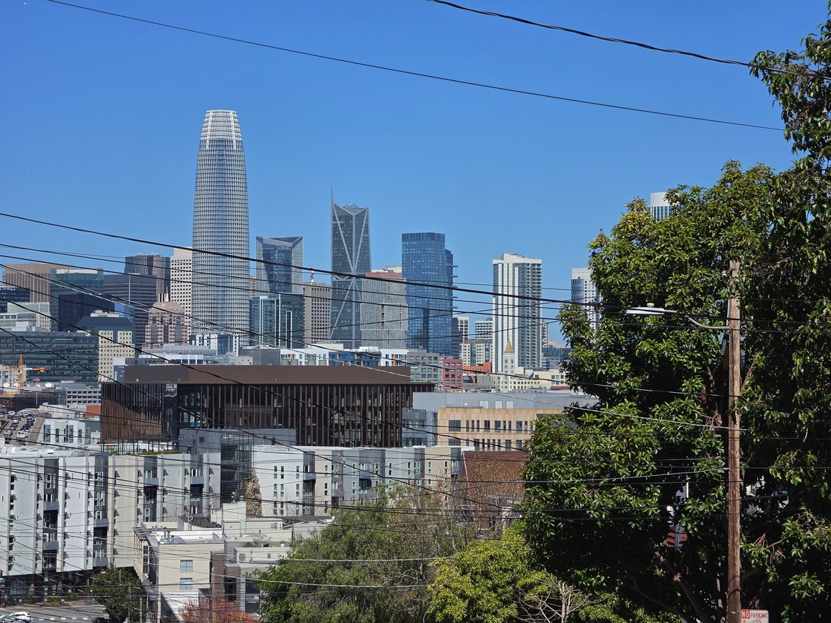 Samsung Galaxy S26 Ultra Review: Powerful, Familiar Flagship