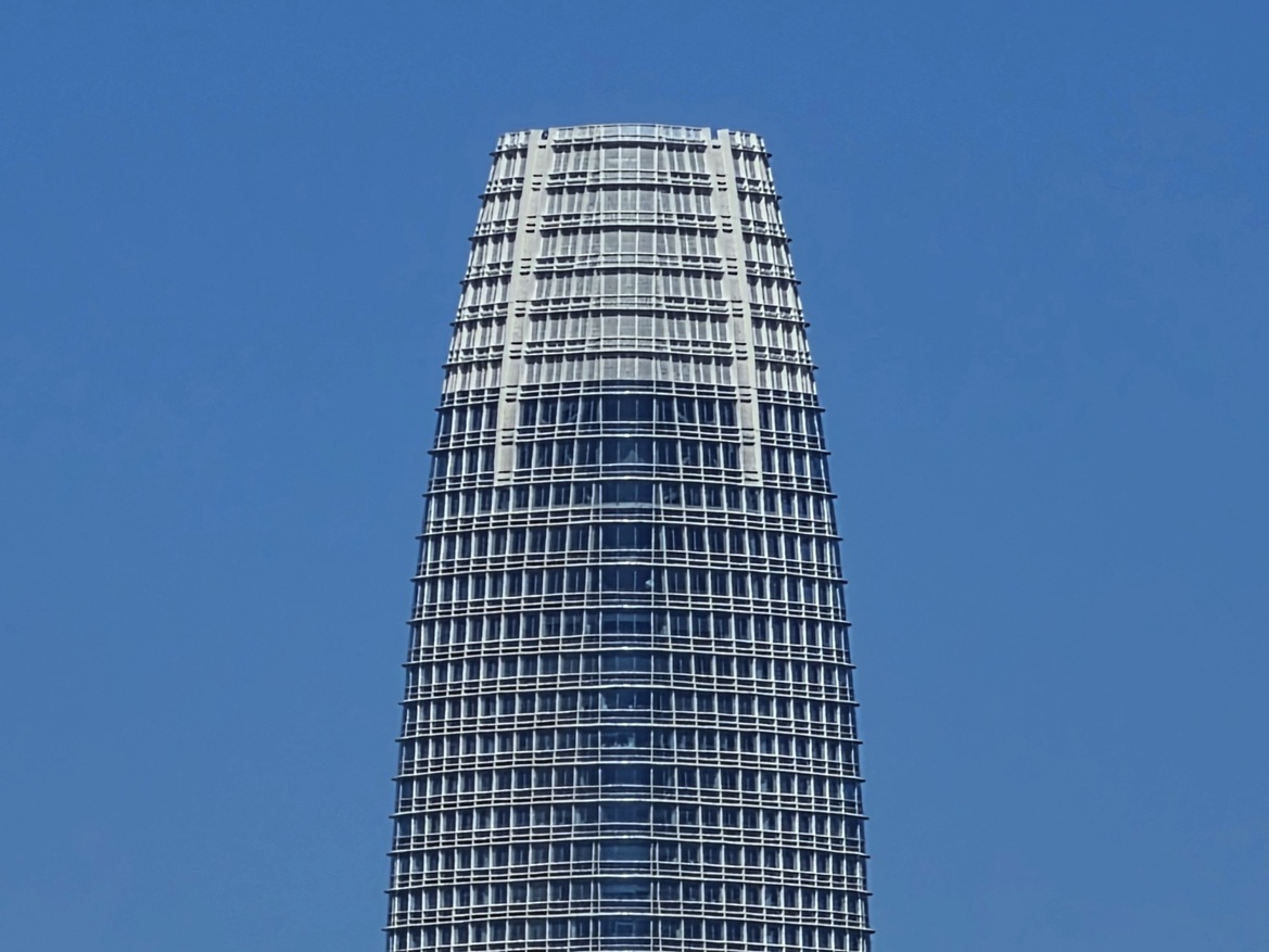 Samsung Galaxy S26 Ultra Review: Powerful, Familiar Flagship