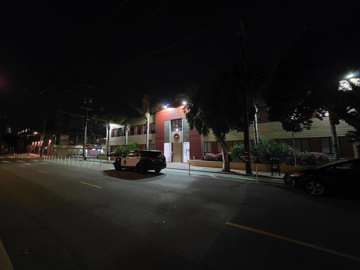 Samsung Galaxy S26 Ultra Review: Powerful, Familiar Flagship