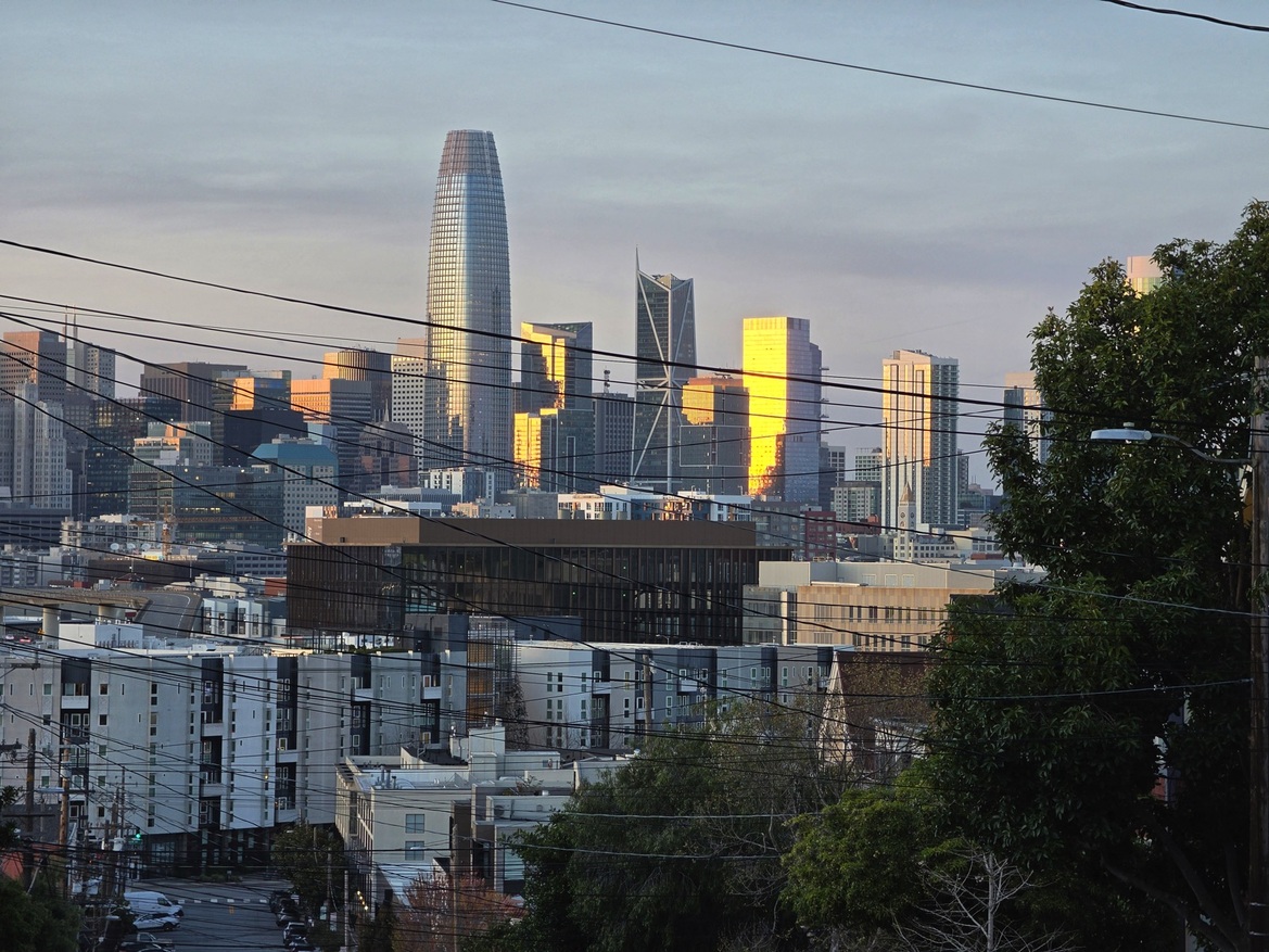 Samsung Galaxy S26 Ultra Review: Powerful, Familiar Flagship