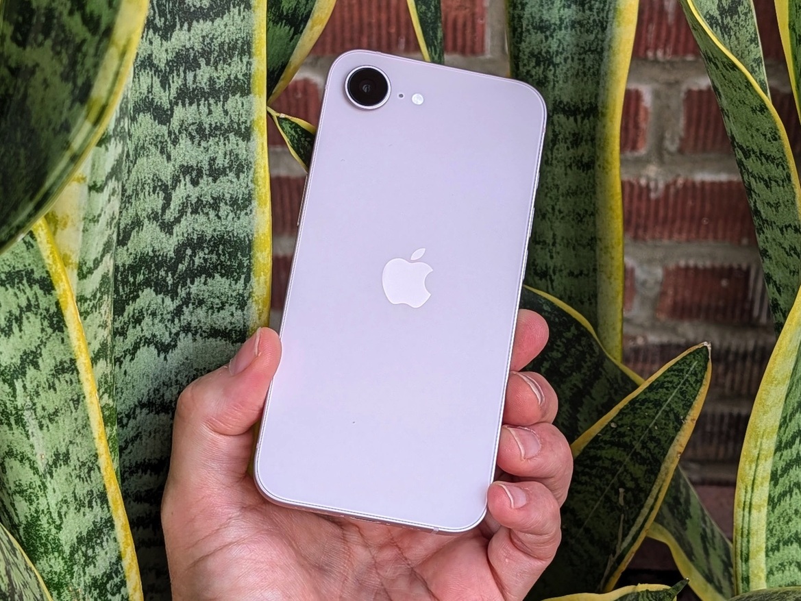 iPhone 17e Review: Apple Just Perfected Its Entry-Level Phone