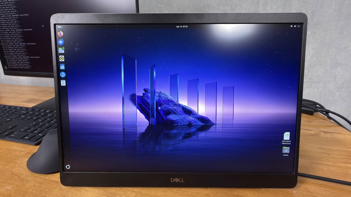 Dell Pro Max GB10 Review: NVIDIA’s Mini AI Supercomputer Tested