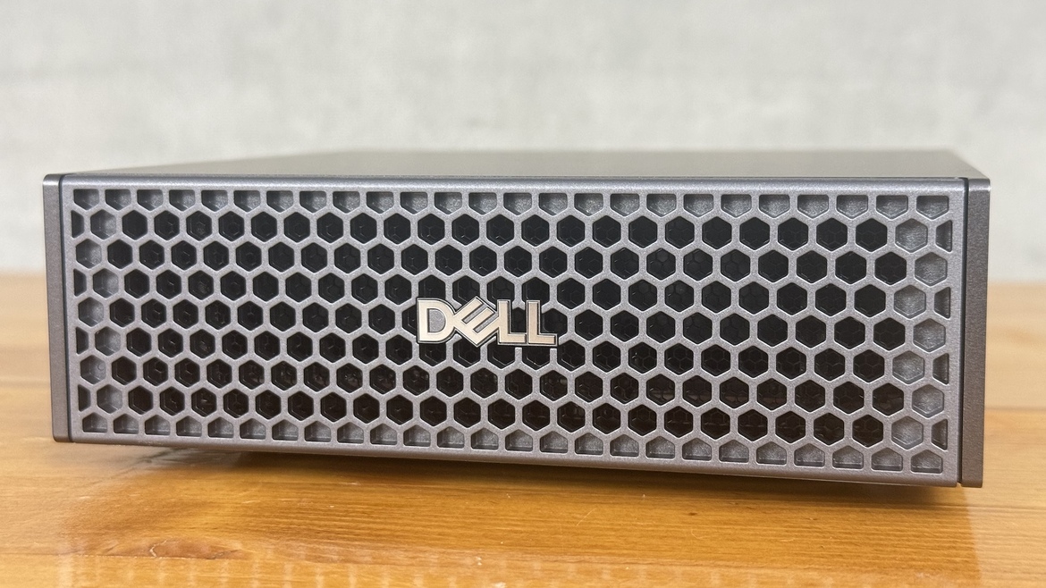 Dell Pro Max GB10 Review: NVIDIA’s Mini AI Supercomputer Tested