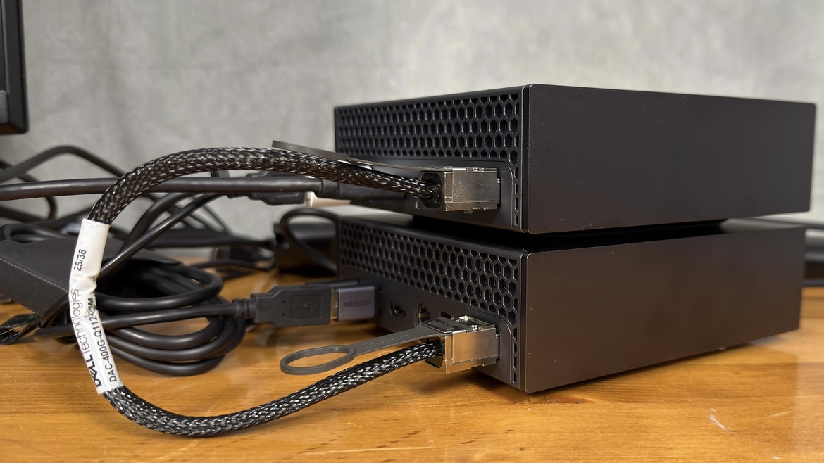 Dell Pro Max GB10 Review: NVIDIA’s Mini AI Supercomputer Tested