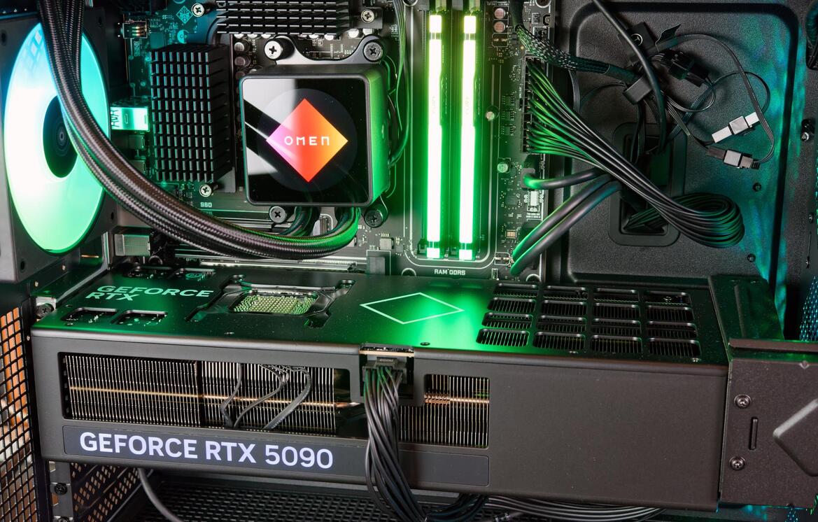 HP Omen Max 45L Desktop PC Review: Cool, Quiet, Brutally Fast