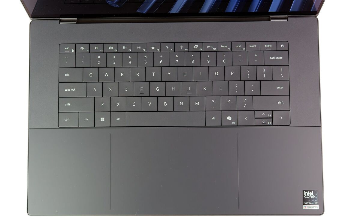 Dell XPS 16 (2026) Review: Thin, Elegant And Surprisingly Fast