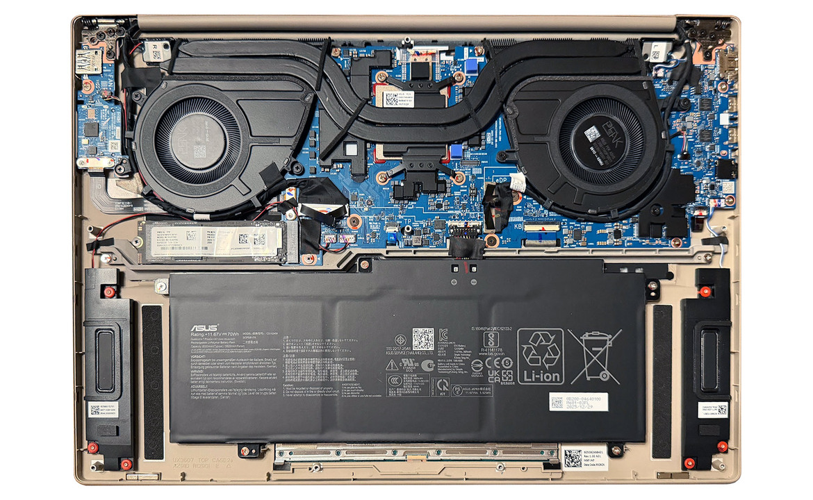 ASUS Zenbook A16 Review: Snapdragon X2 Elite Ultralight Game Changer