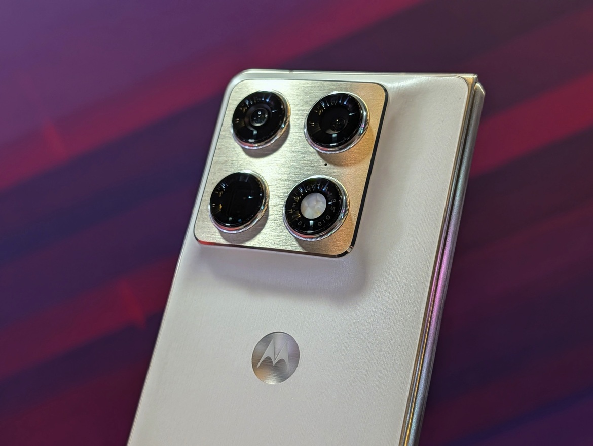 Moto Razr Fold Review: The Folding Phone That Puts Samsung On Notice
