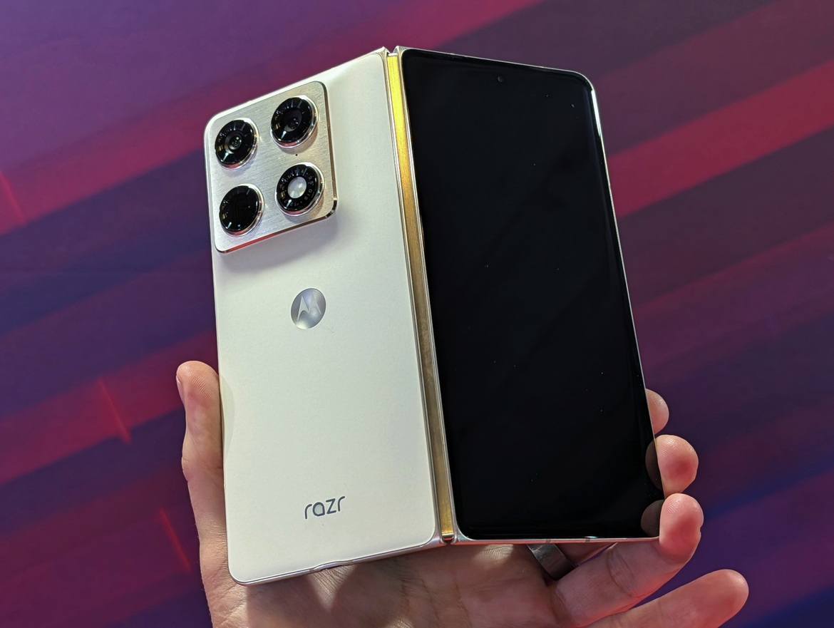 Moto Razr Fold Review: The Folding Phone That Puts Samsung On Notice