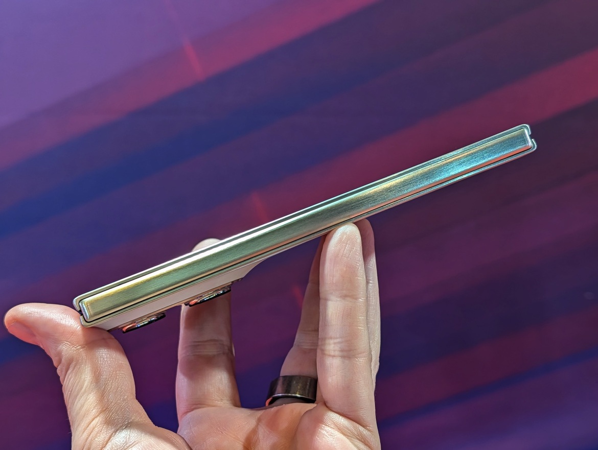 Moto Razr Fold Review: The Folding Phone That Puts Samsung On Notice