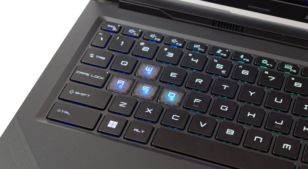MSI Raider 16 Max HX Review: 300W Of Power In A Beastly Laptop