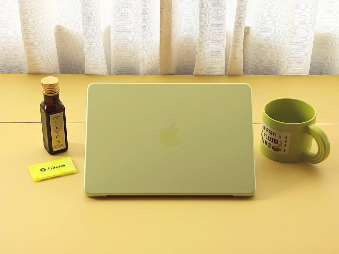 Apple MacBook Neo Long-Term Review: 27 Days On The Road